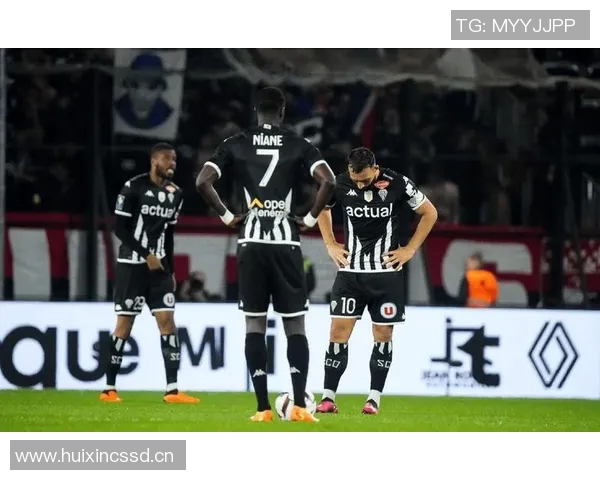 球队半场表现统计：法甲各队半场表现的战术分析